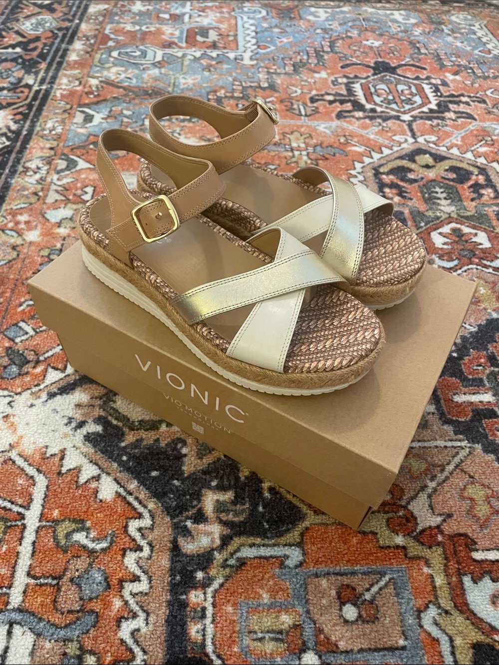 Vionic Mar Wedge Sandal | Women’s Size 6